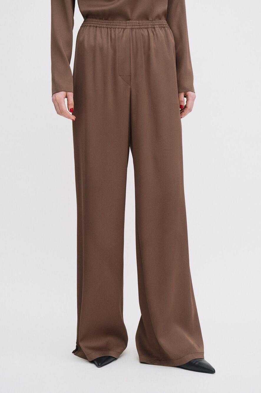 Filippa K Nova Satin Trouser Pants EU 32 (XS) Oak Brown Luxury Minimal Office